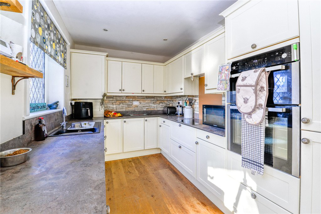Fairfax Road, Cullingworth, West Yorkshire, BD13, photo 8
