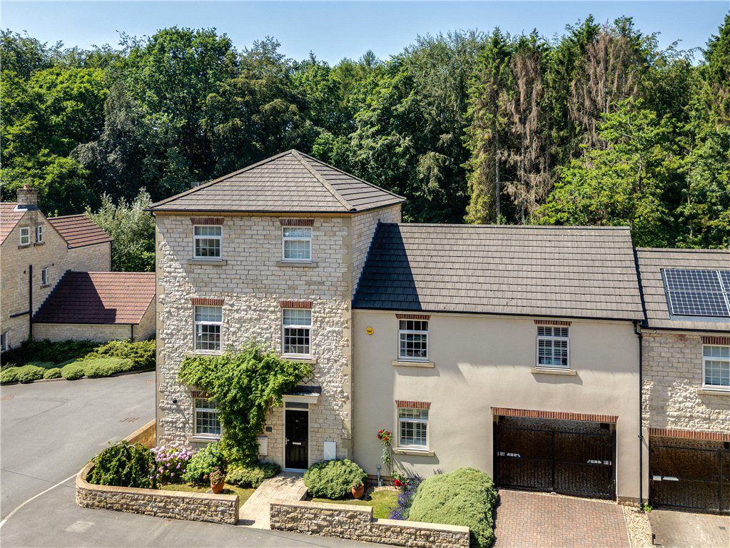 Bowcliffe Road, Bramham, Wetherby, West Yorkshire, LS23
