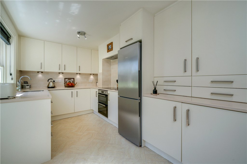 West End Avenue, Harrogate, North Yorkshire, HG2, photo 8
