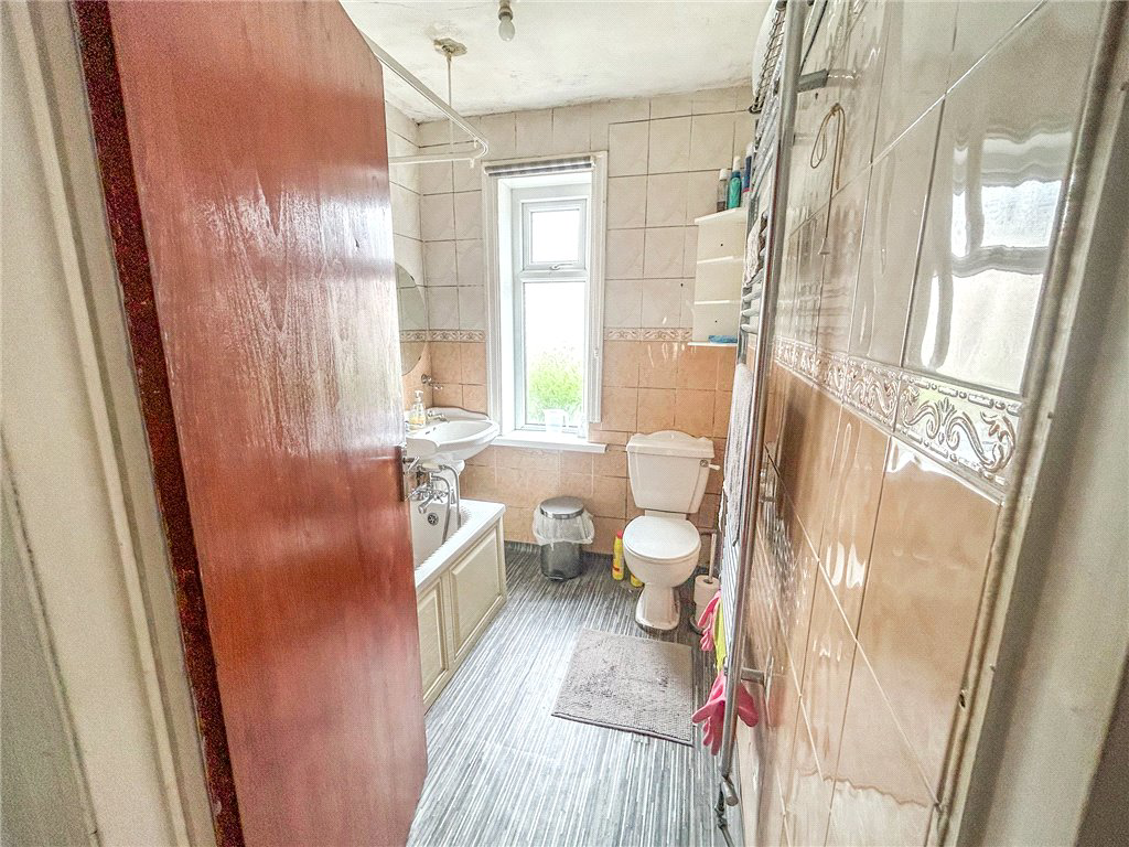 West Lane, Keighley, West Yorkshire, BD21, photo 8