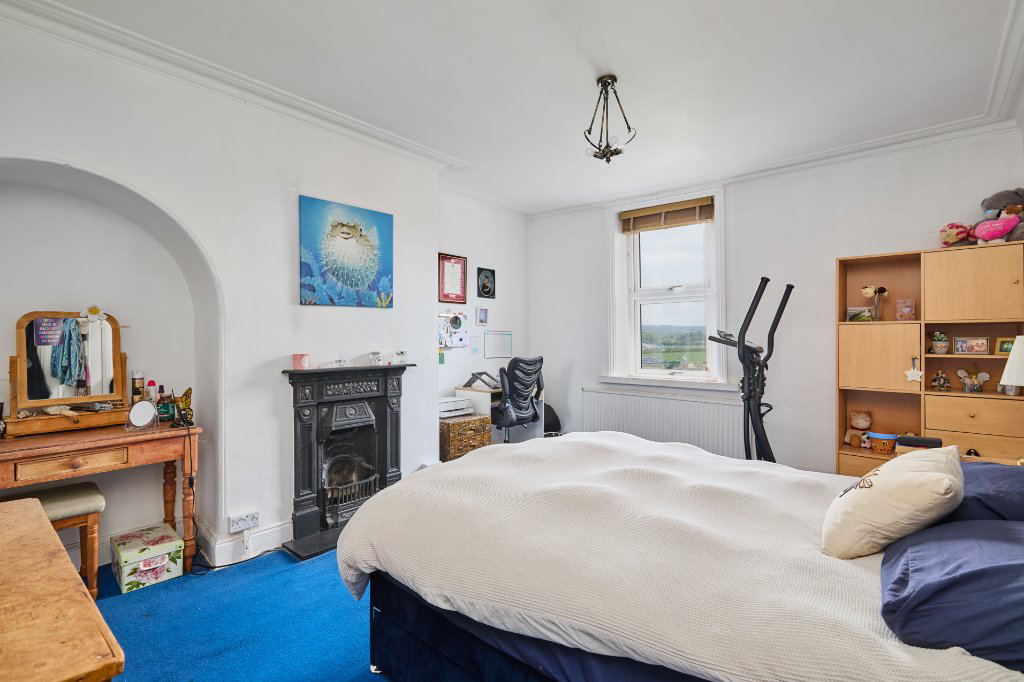 Wheatley Lane, Ilkley, West Yorkshire, LS29, photo 9
