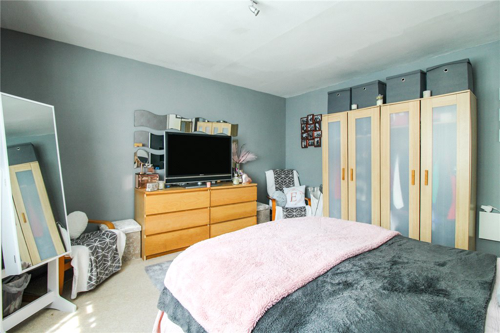 Linden Court, Hollin Lane, Leeds, LS16, photo 11