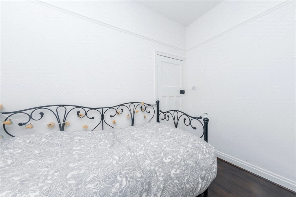 Oxford Road, Birstall, Batley, WF17, photo 18