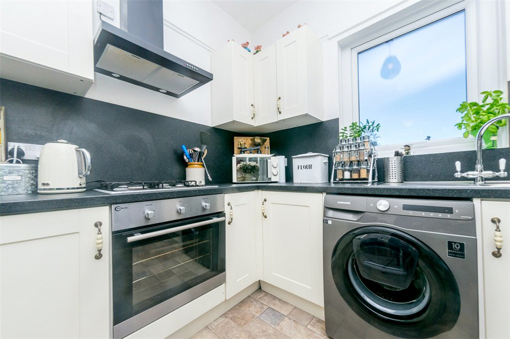 Oxford Road, Birstall, Batley, WF17, photo 11