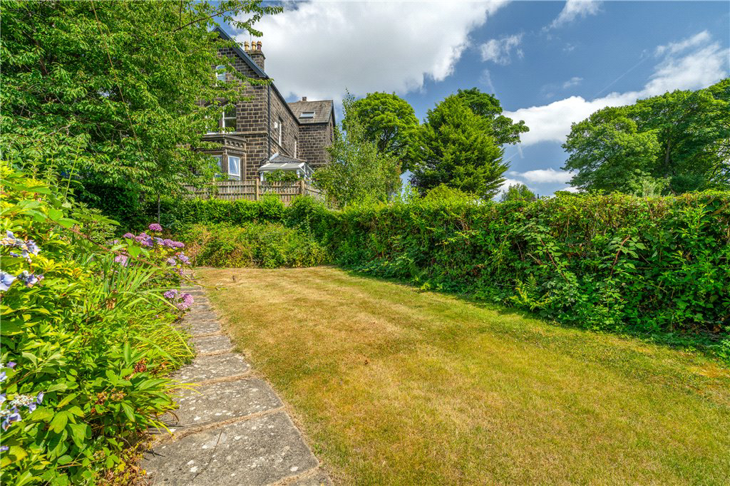 Rufford Avenue, Yeadon, Leeds, West Yorkshire, LS19, photo 10