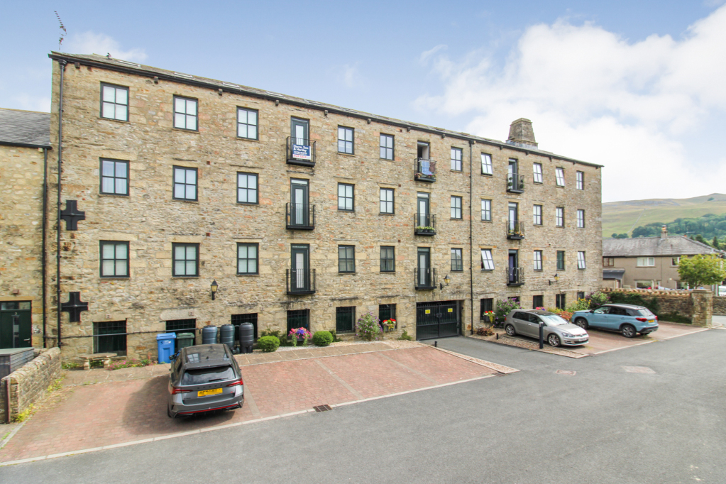 Kings Mill Lane, Settle, North Yorkshire, BD24