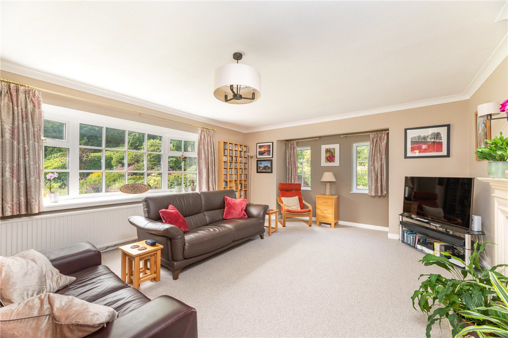 Moorhead Crescent, Shipley, West Yorkshire, BD18, photo 4