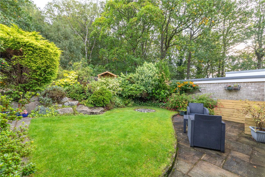 Craggwood Close, Horsforth, Leeds, West Yorkshire, LS18, photo 15