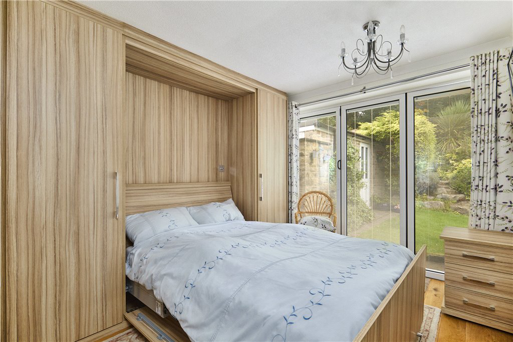 Craggwood Close, Horsforth, Leeds, West Yorkshire, LS18, photo 11