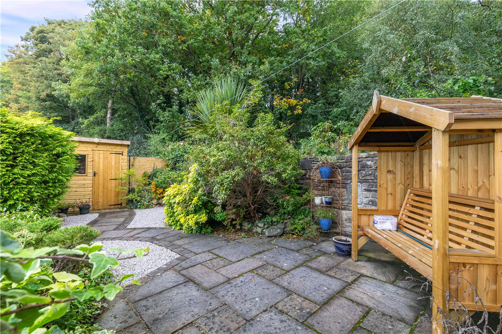 Craggwood Close, Horsforth, Leeds, West Yorkshire, LS18, photo 4
