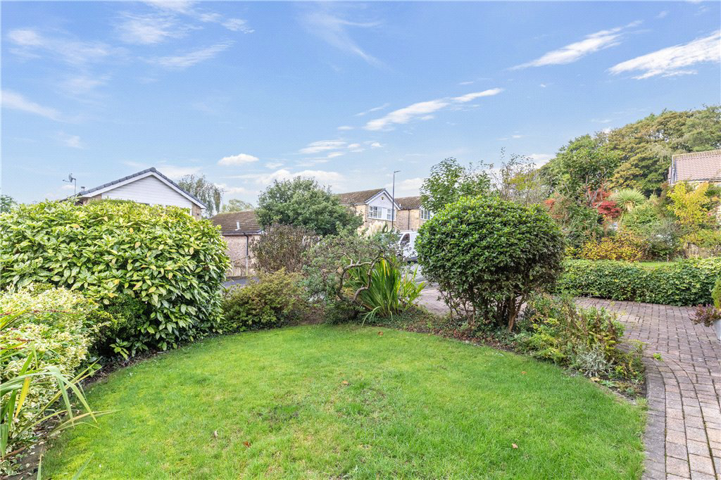Craggwood Close, Horsforth, Leeds, West Yorkshire, LS18, photo 14