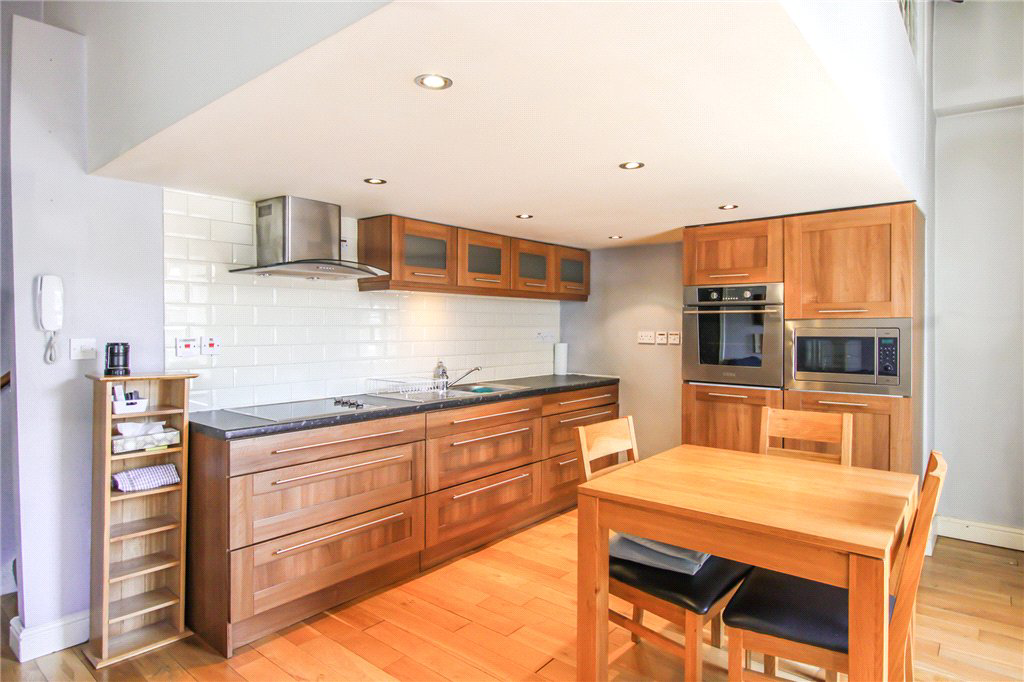 Boroughgate, Otley, West Yorkshire, LS21, photo 2