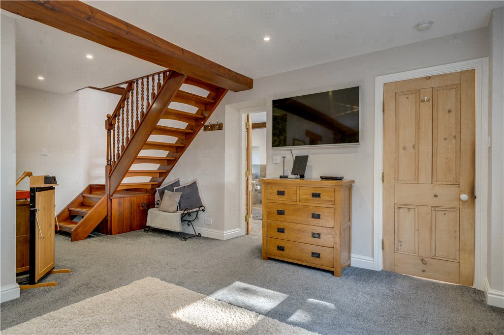 Chapel Street, Hillam, Leeds, North Yorkshire, LS25, photo 14