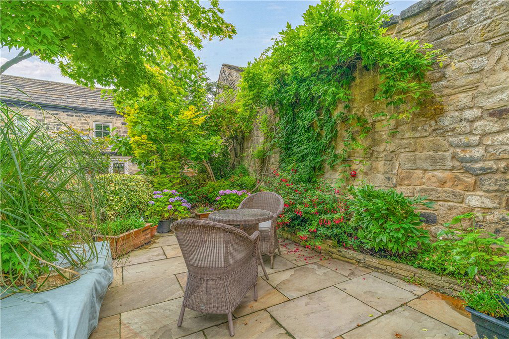 Greencroft Cottage, The Green, Guiseley, Leeds, LS20, photo 27
