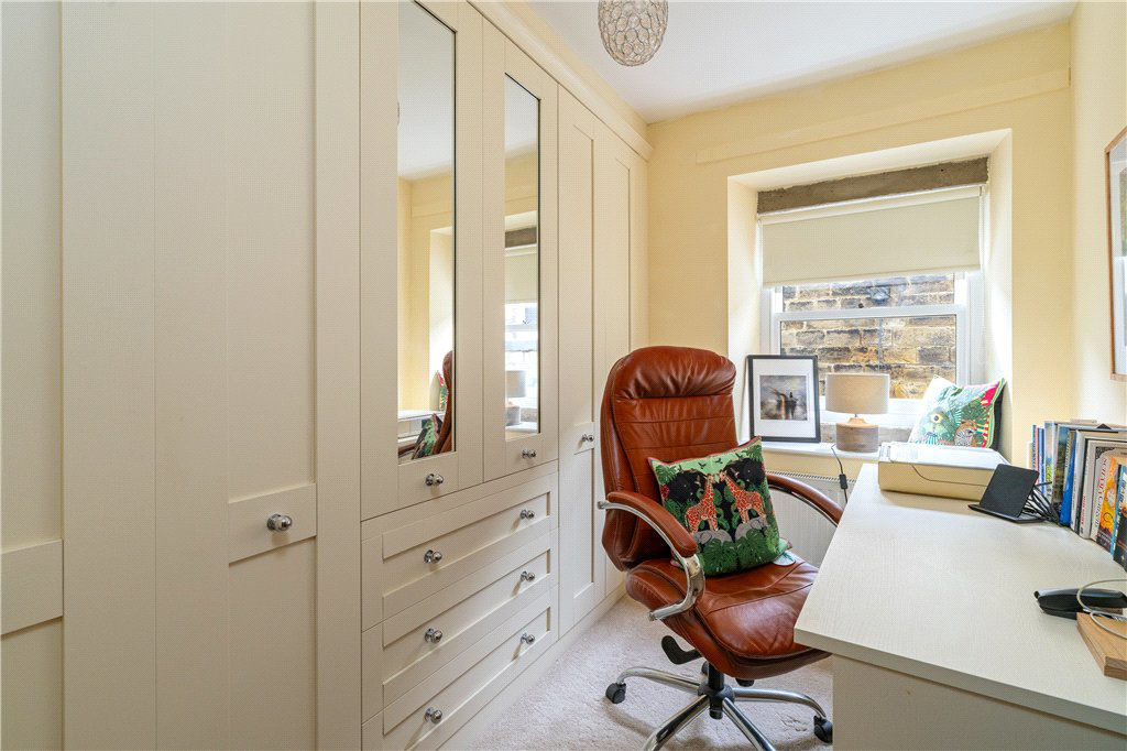 Greencroft Cottage, The Green, Guiseley, Leeds, LS20, photo 18