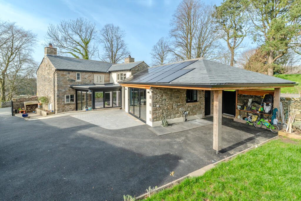 Main Street, Ingleton, Carnforth, North Yorkshire, LA6