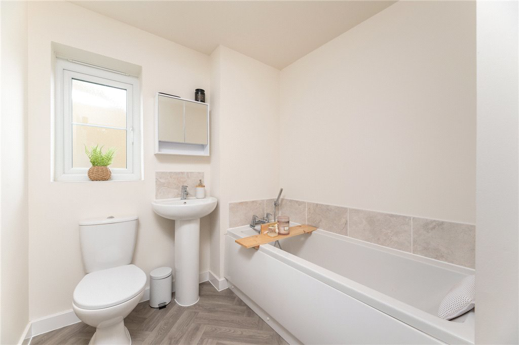 Cote Meadows, Allerton, Bradford, West Yorkshire, BD15, photo 7