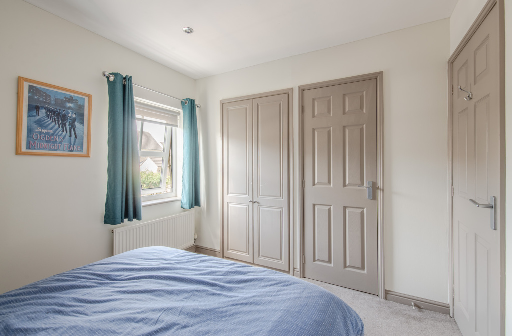 Knights Way, Gilstead, Bingley, West Yorkshire, BD16, photo 19