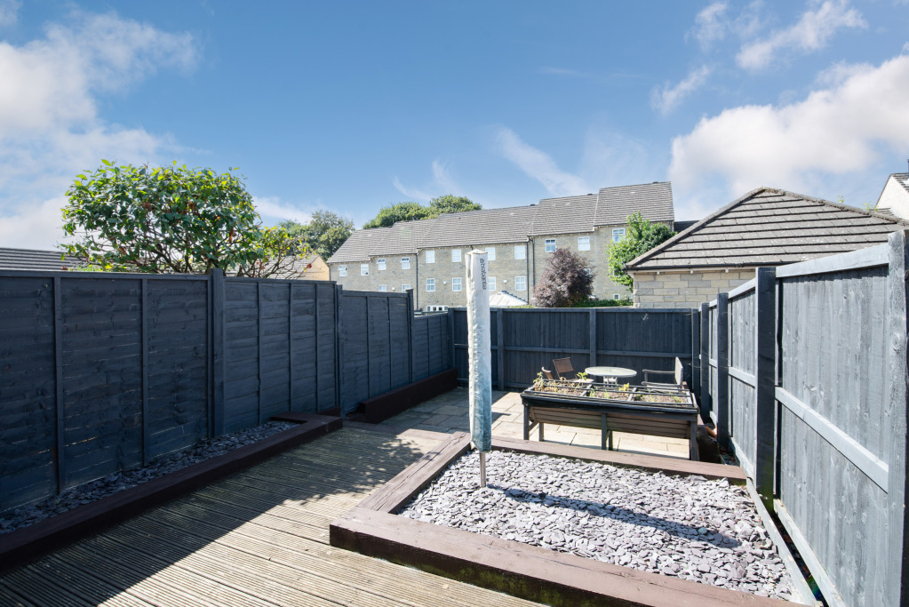 Knights Way, Gilstead, Bingley, West Yorkshire, BD16, photo 9