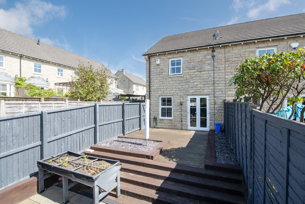 Knights Way, Gilstead, Bingley, West Yorkshire, BD16, photo 12