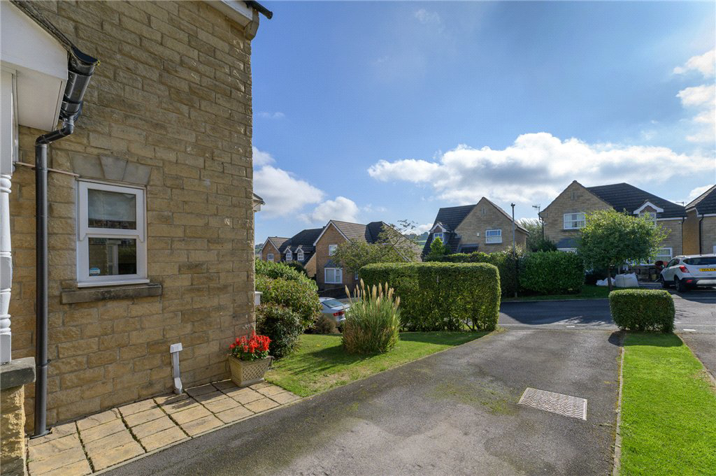 Magnolia Drive, Allerton, Bradford, West Yorkshire, BD15, photo 24