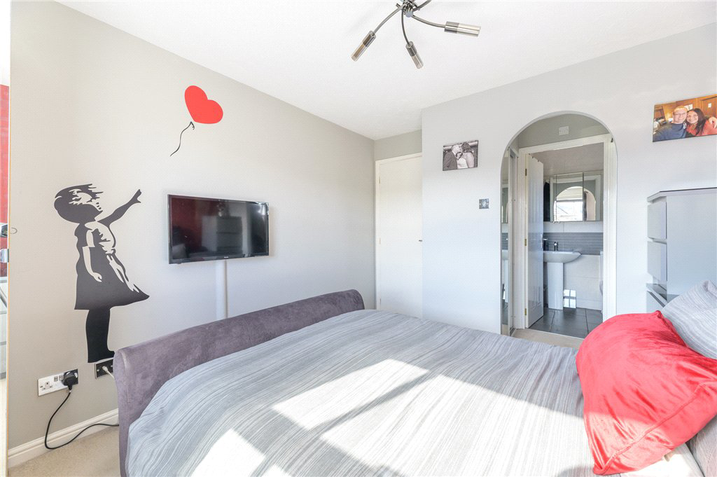 Magnolia Drive, Allerton, Bradford, West Yorkshire, BD15, photo 12