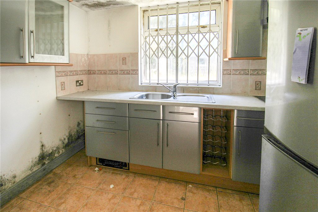 Bingley Road, Lees Moor, Keighley, West Yorkshire, BD21, photo 4