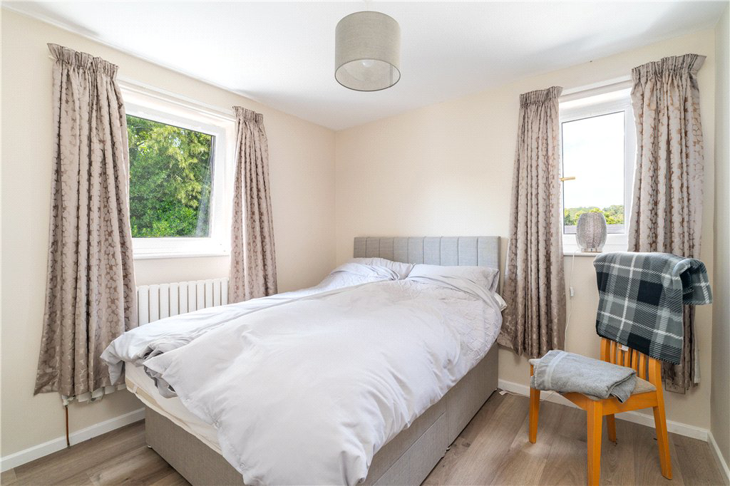 Old Bridge Rise, Ilkley, West Yorkshire, LS29, photo 5