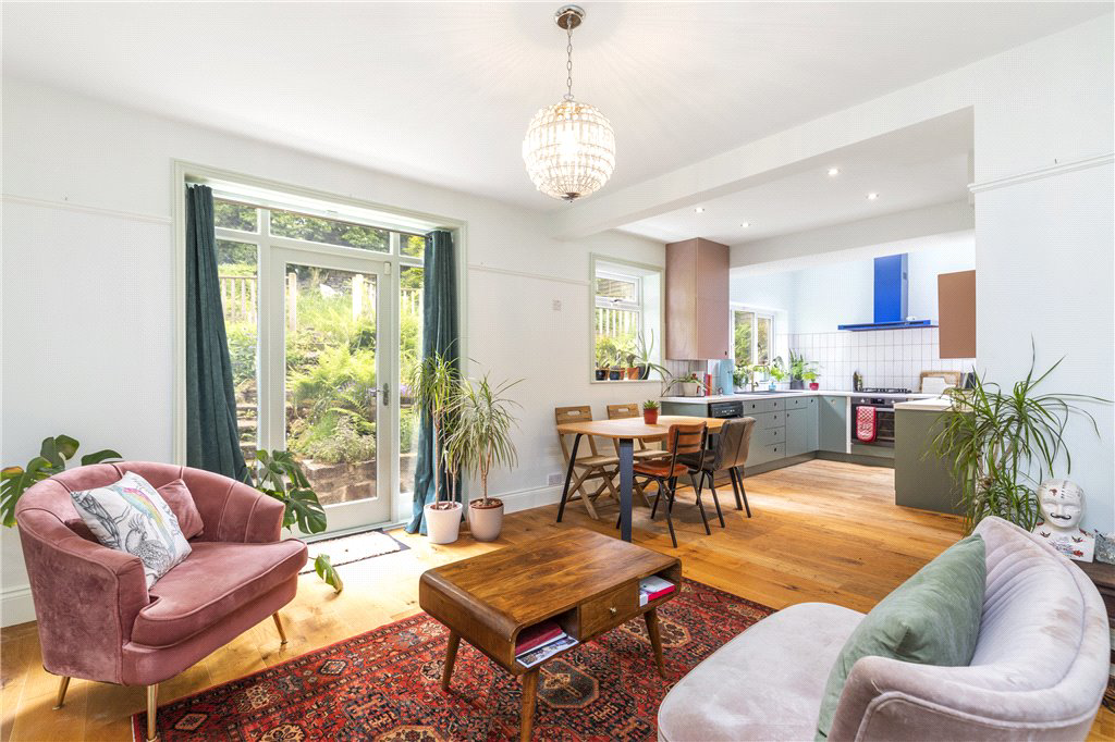 Hollin Drive, Leeds, West Yorkshire, LS16, photo 4