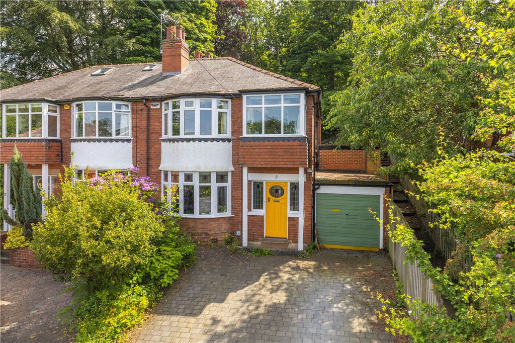 Hollin Drive, Leeds, West Yorkshire, LS16