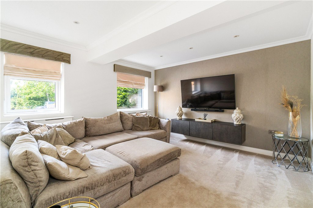 Rhyddings Gardens, Ilkley, LS29, photo 5