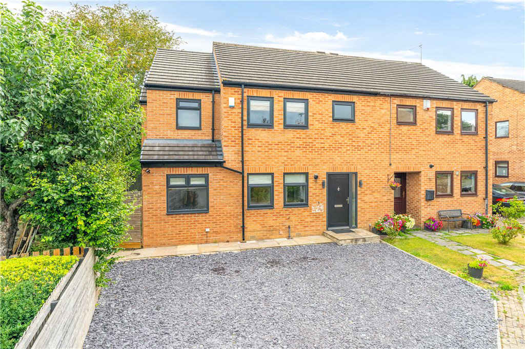 Rhyddings Gardens, Ilkley, LS29
