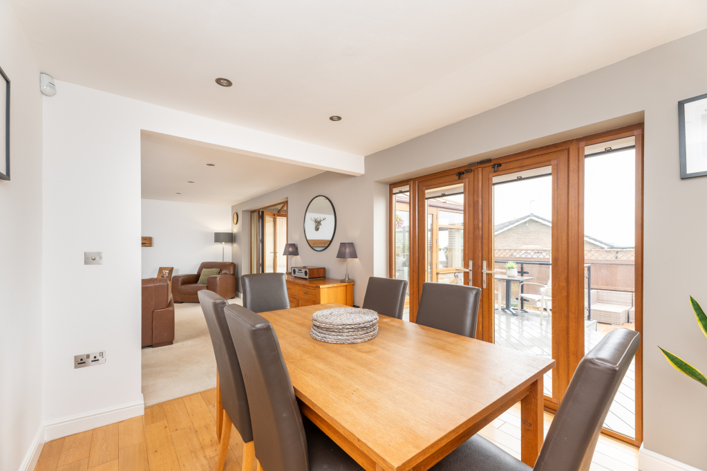 Lodge Gate Close, Denholme, West Yorkshire, BD13, photo 6