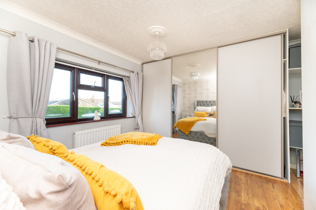 Ogden Crescent, Denholme, Bradford, West Yorkshire, BD13, photo 14