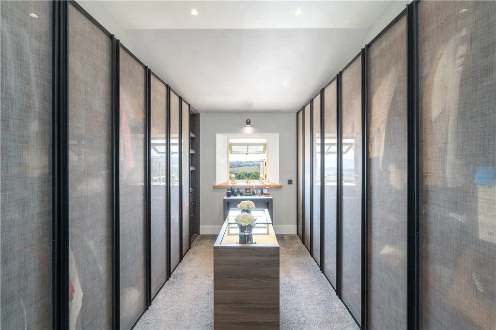 Master Dressing Room