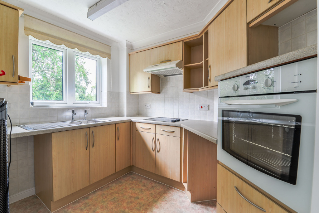 Beech Street, Bingley, West Yorkshire, BD16, photo 7