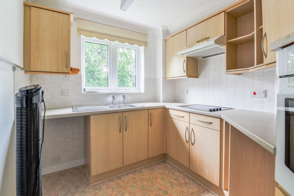 Beech Street, Bingley, West Yorkshire, BD16, photo 18