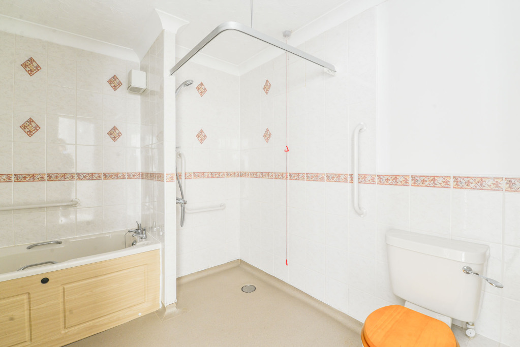 Beech Street, Bingley, West Yorkshire, BD16, photo 9
