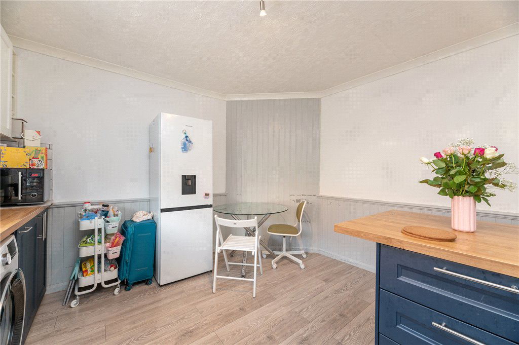 Askey Avenue, Morley, Leeds, West Yorkshire, LS27, photo 8