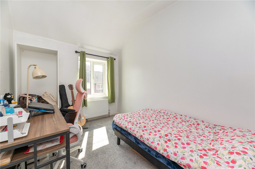 Askey Avenue, Morley, Leeds, West Yorkshire, LS27, photo 17
