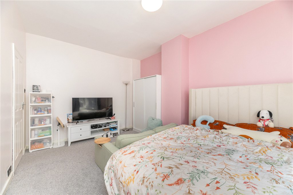 Askey Avenue, Morley, Leeds, West Yorkshire, LS27, photo 12