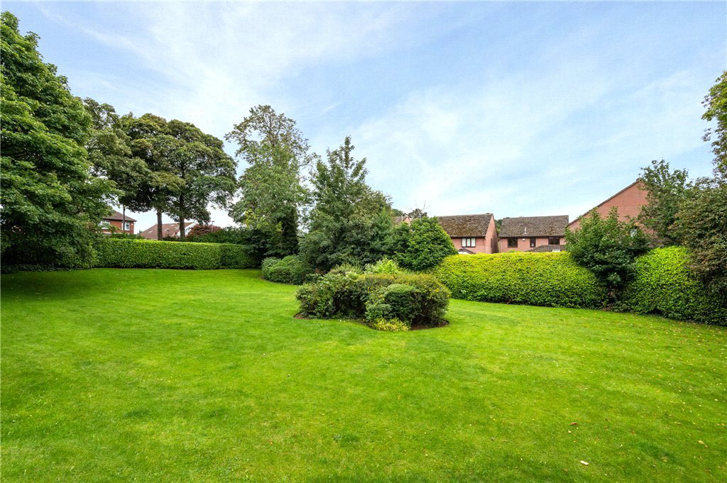 Turton Green, Gildersome, Morley, Leeds, LS27, photo 28