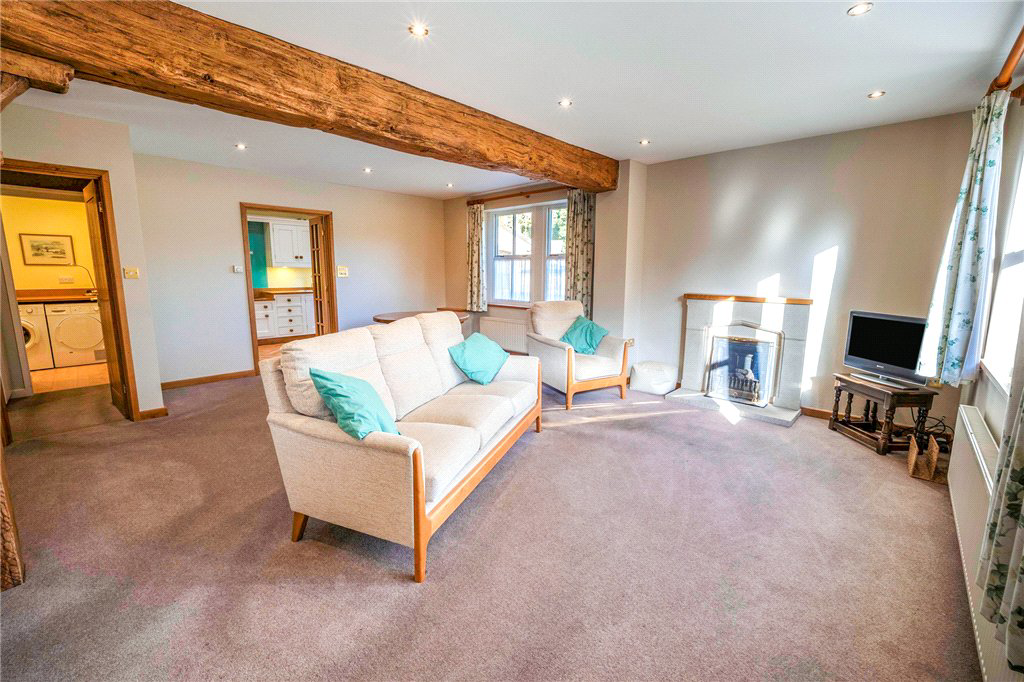 Low Wath Road, Pateley Bridge, Harrogate, North Yorkshire, HG3, photo 2