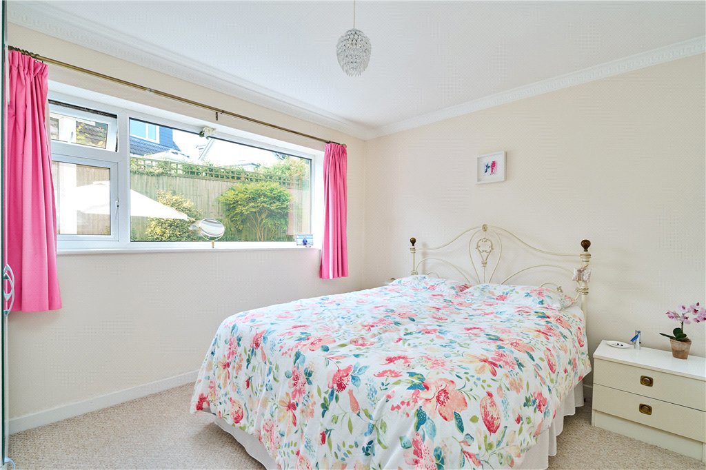 St. Johns Avenue, Addingham, Ilkley, West Yorkshire, LS29, photo 9