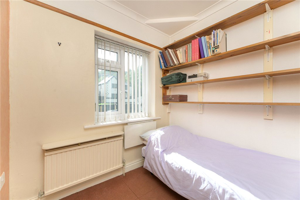 Aireville Avenue, Bradford, West Yorkshire, BD9, photo 9