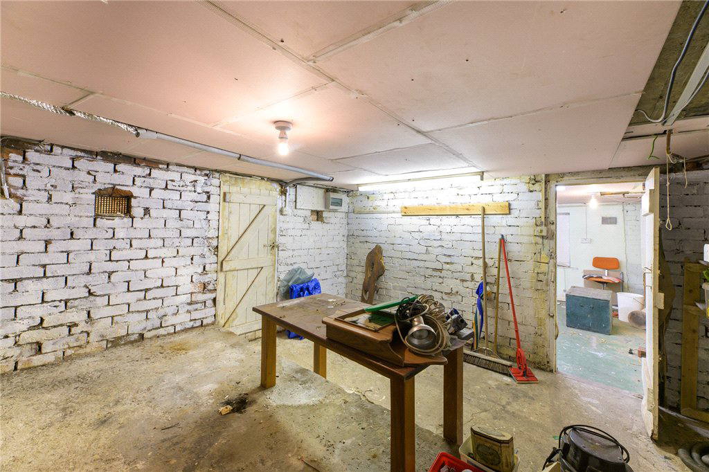 Aireville Avenue, Bradford, West Yorkshire, BD9, photo 21