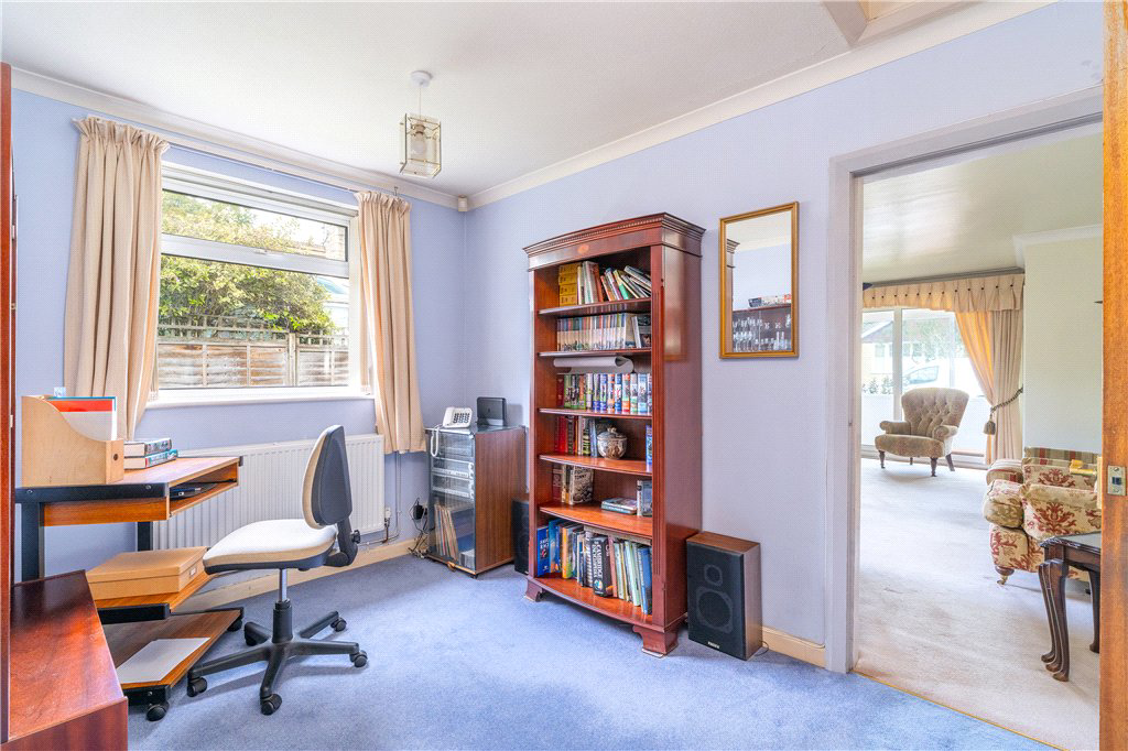 Park Court, Pool in Wharfedale, Otley, West Yorkshire, LS21, photo 11