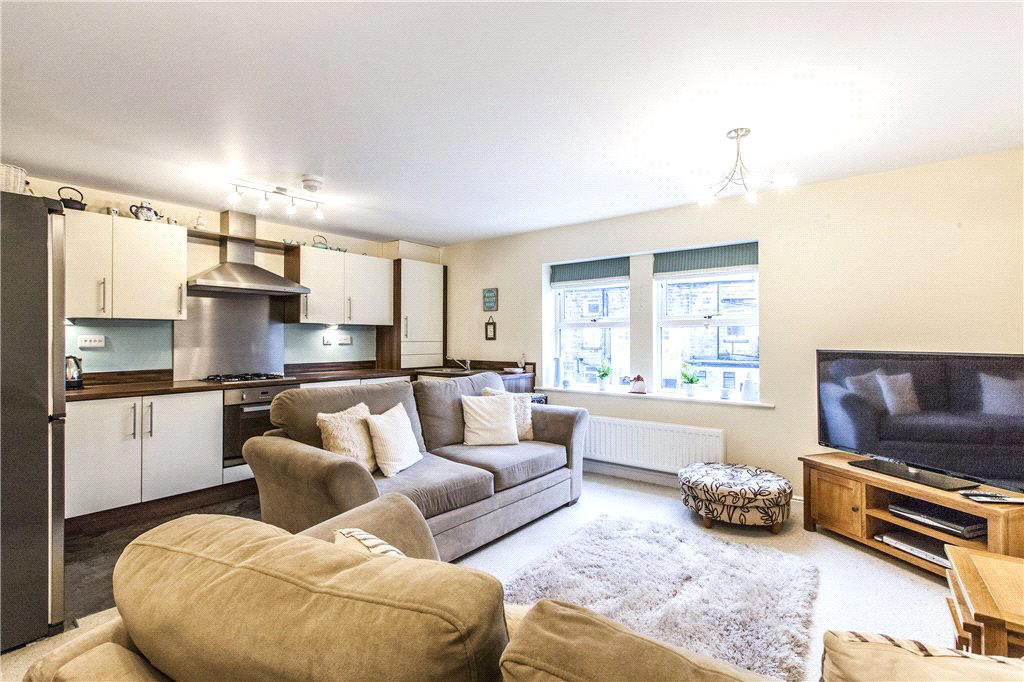Springfield Court, Guiseley, Leeds, West Yorkshire, LS20, photo 2