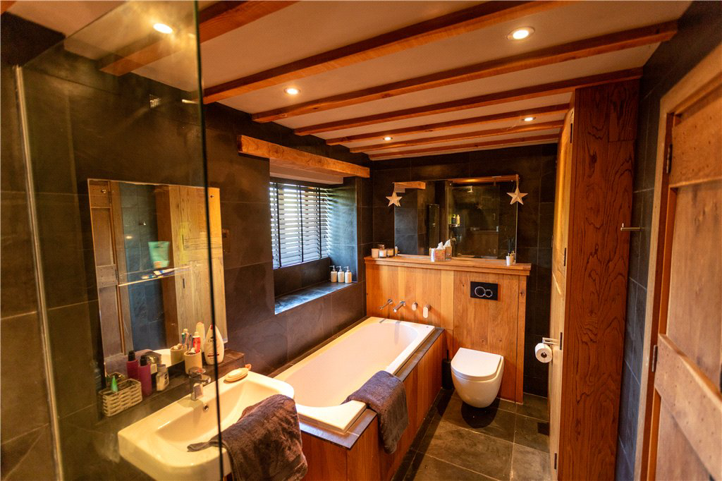 Bullace Farm, West End, Harrogate, North Yorkshire, HG3, photo 12