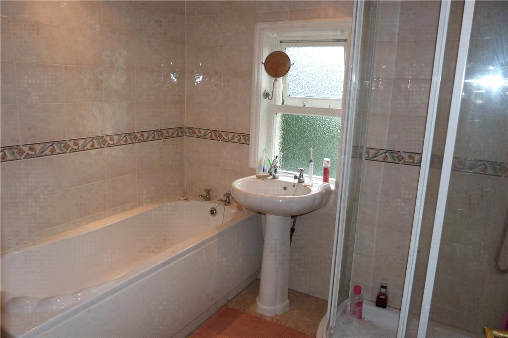 Park Road, Guiseley, Leeds, West Yorkshire, LS20, photo 9
